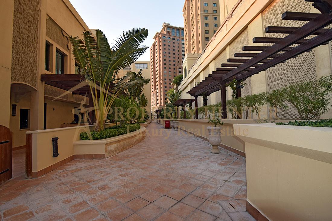 Luxury Townhouse For Sale in Pearl Qatar 