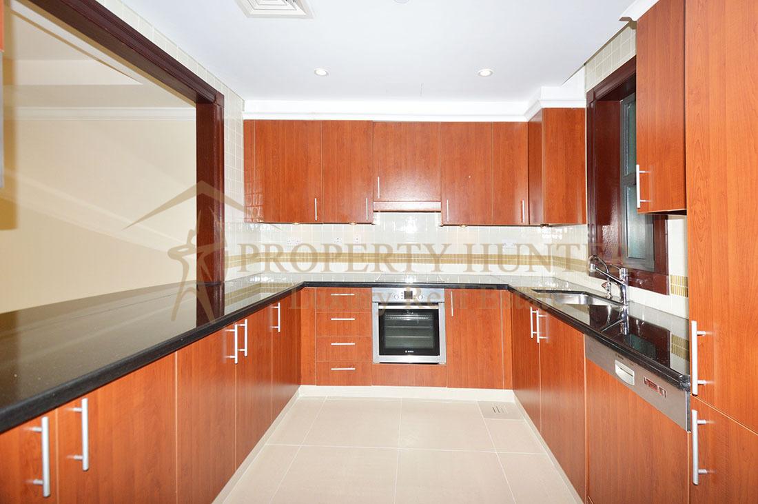 Townhouse 2 Bedrooms For Sale in Pearl Qatar 