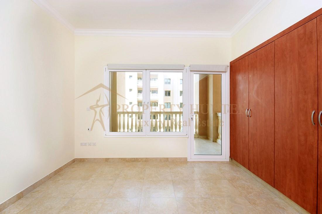 شقة 2 غرف  للبيع في اللؤلؤة قطر مع اطلالات مارينا 