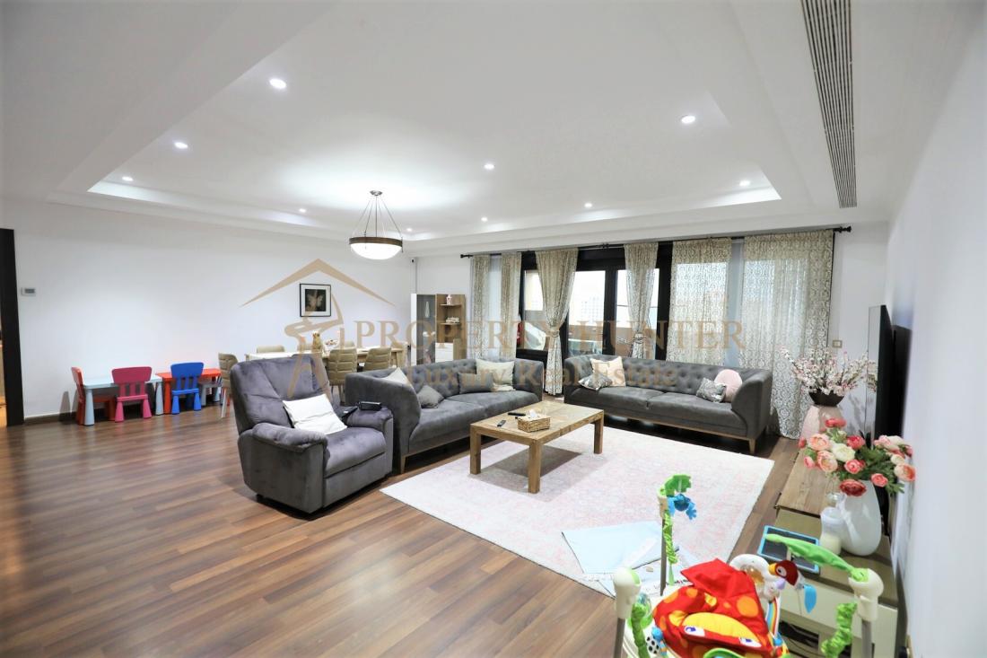 3Bedrooms Apartment For Sale in The Pearl 