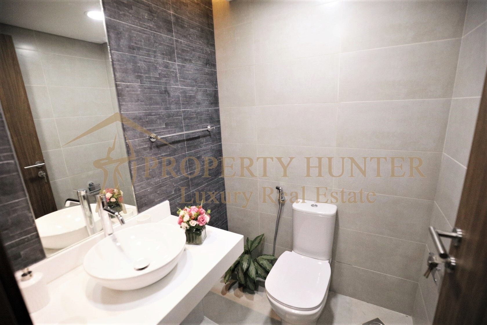 Mixed Use Building in Yasmeen Boulevard